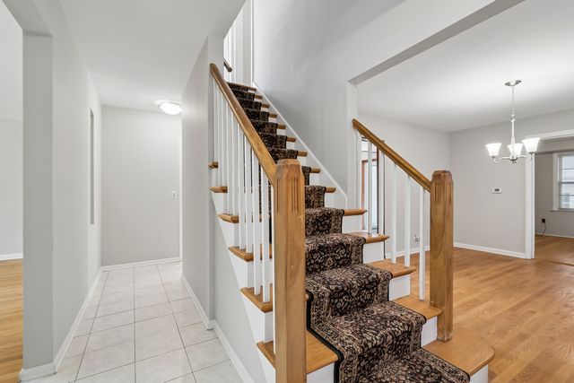 6118 N Kimball Avenue, Chicago, IL 60659