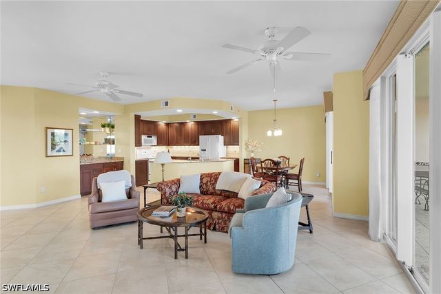 269 Vintage Bay DR C11, Marco Island, FL 34145