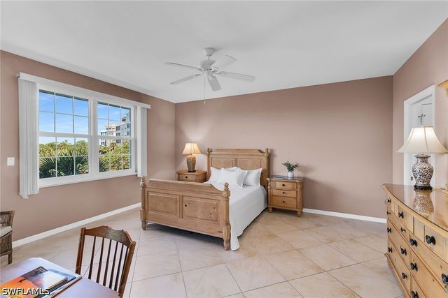 269 Vintage Bay DR C11, Marco Island, FL 34145