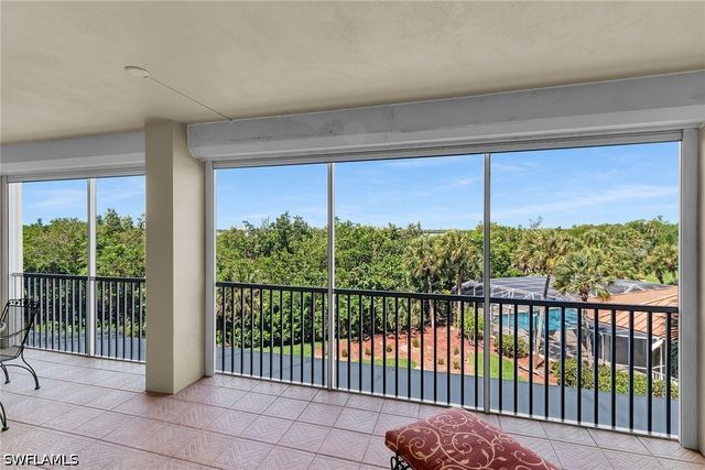 269 Vintage Bay DR C11, Marco Island, FL 34145