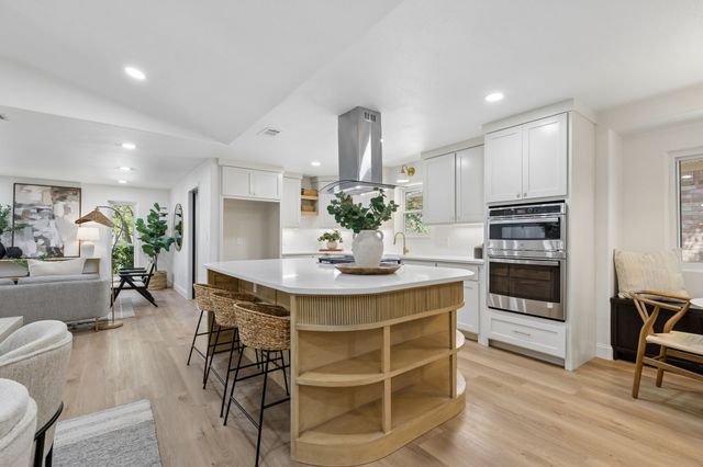 12124 Dixfield Drive, Dallas, TX 75218