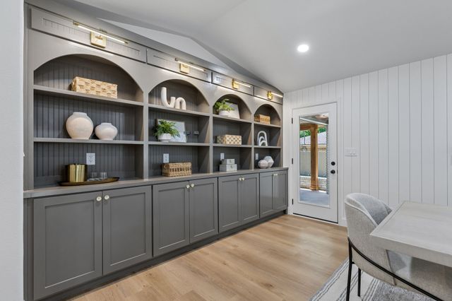 12124 Dixfield Drive, Dallas, TX 75218