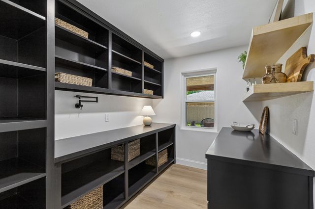 12124 Dixfield Drive, Dallas, TX 75218