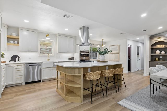 12124 Dixfield Drive, Dallas, TX 75218