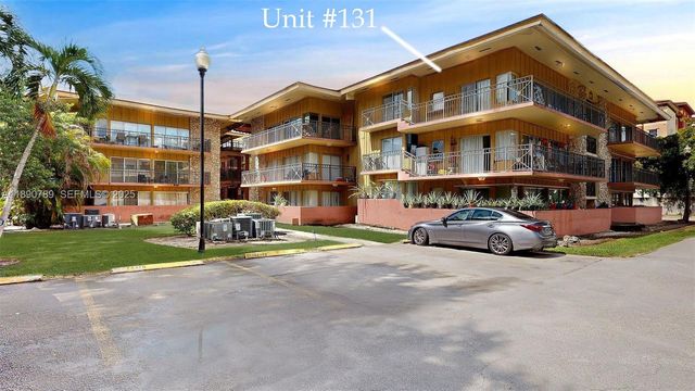 4850 SW 63rd Terrace 131, Davie, FL 33314