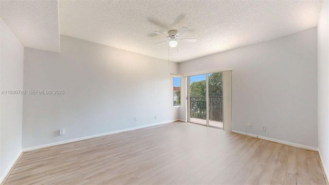 4850 SW 63rd Terrace 131, Davie, FL 33314