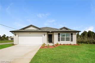 2910 57th ST W, Lehigh Acres, FL 33971