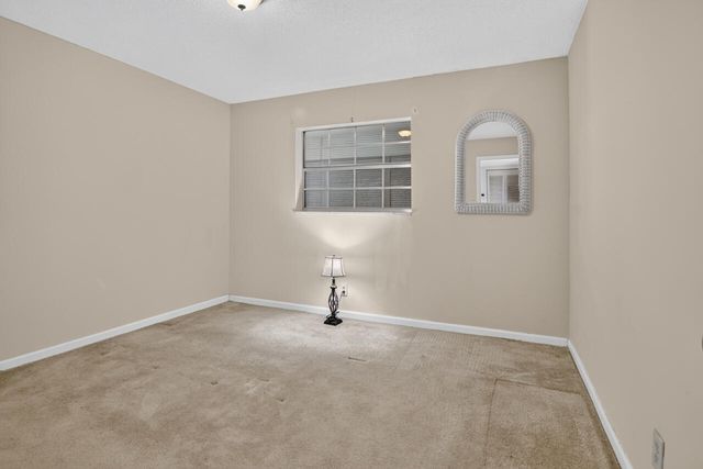 4140 NW 44TH Avenue 411, Lauderdale Lakes, FL 33319