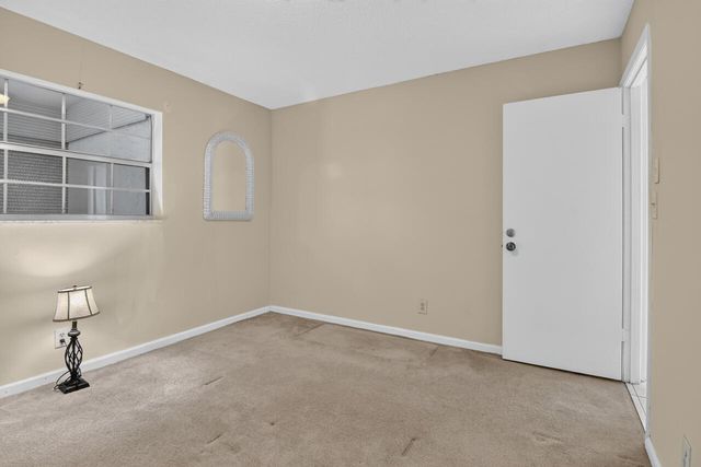 4140 NW 44TH Avenue 411, Lauderdale Lakes, FL 33319