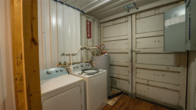 2485 County Road 258, Cameron, TX 76520