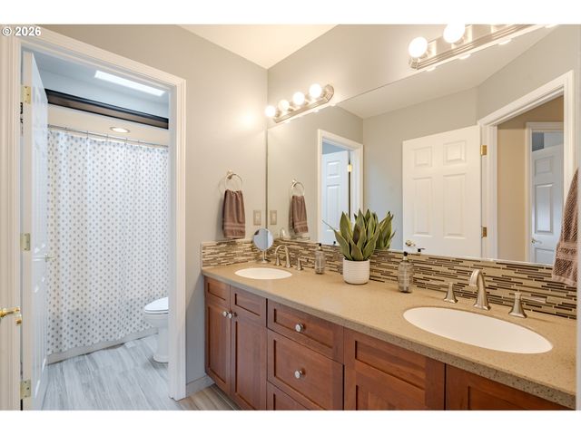 12408 Nw 47TH Ave, Vancouver, WA 98685