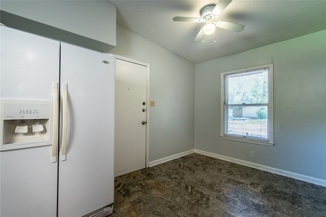 5933 Lucille Dr, Corpus Christi, TX 78412