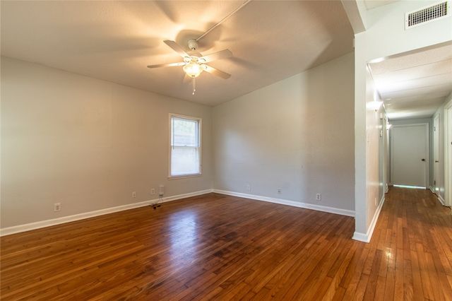5933 Lucille Dr, Corpus Christi, TX 78412