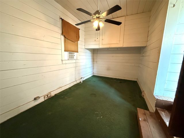 1130 S Buffalo Street, Canton, TX 75103