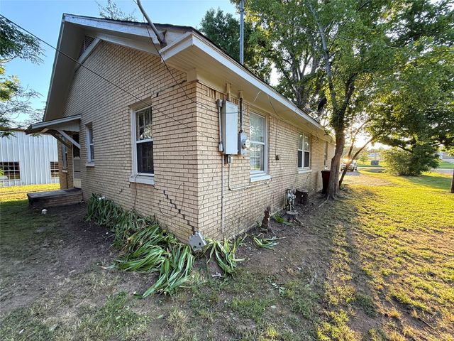1130 S Buffalo Street, Canton, TX 75103