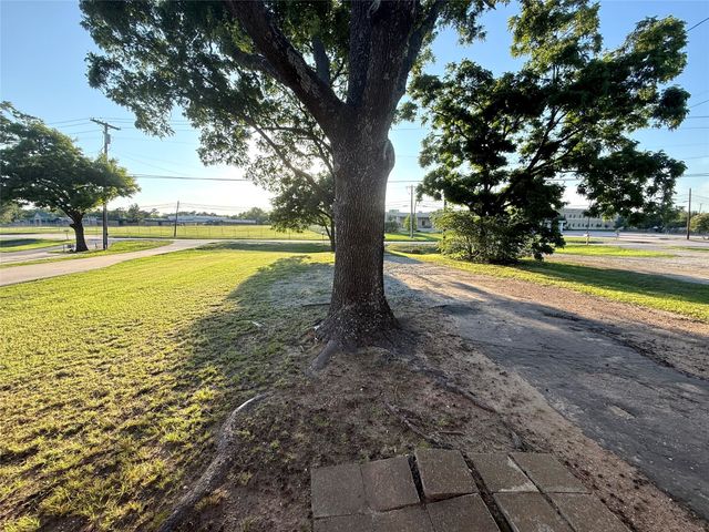 1130 S Buffalo Street, Canton, TX 75103