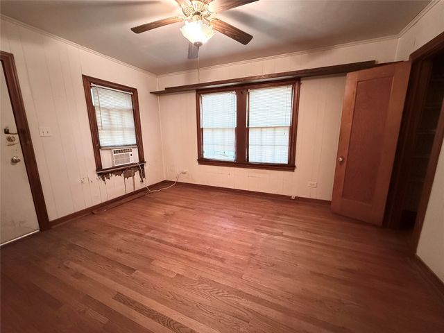 1130 S Buffalo Street, Canton, TX 75103