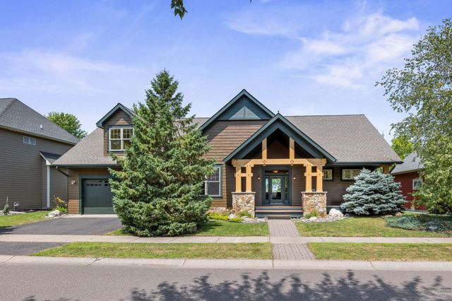 11668 E Laketowne Drive, Albertville, MN 55301