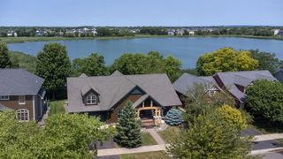11668 E Laketowne Drive, Albertville, MN 55301
