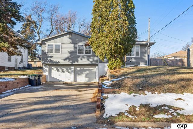 4908 N 48 Street, Omaha, NE 68104