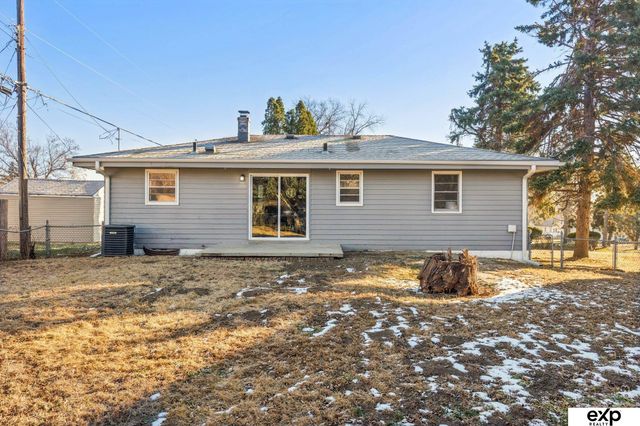 4908 N 48 Street, Omaha, NE 68104