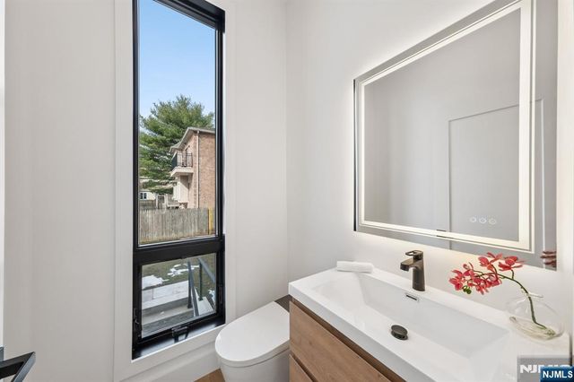 43 Grove Street, Tenafly, NJ 07670