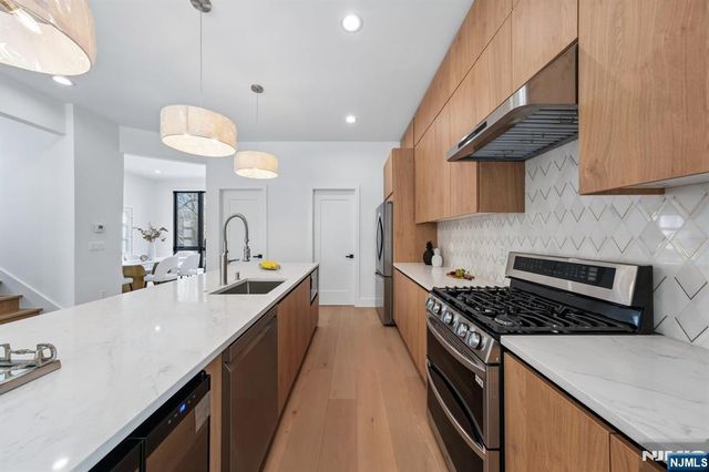 43 Grove Street, Tenafly, NJ 07670