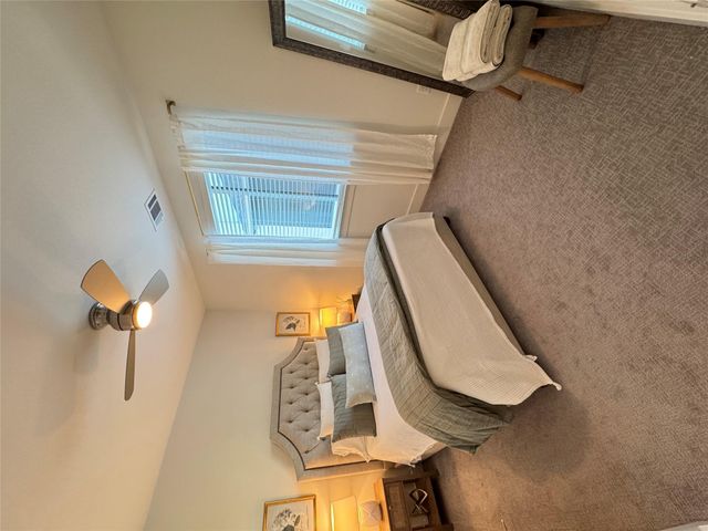 2050 Lohmans SPUR 702, Lakeway, TX 78734