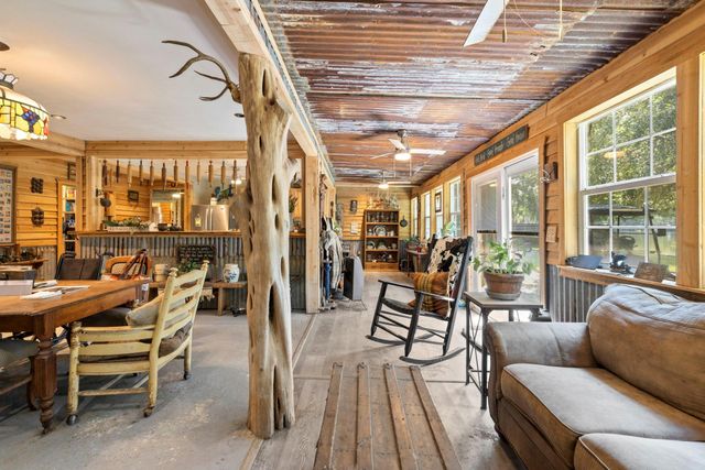 50 County Road 2122 A, Cleveland, TX 77327