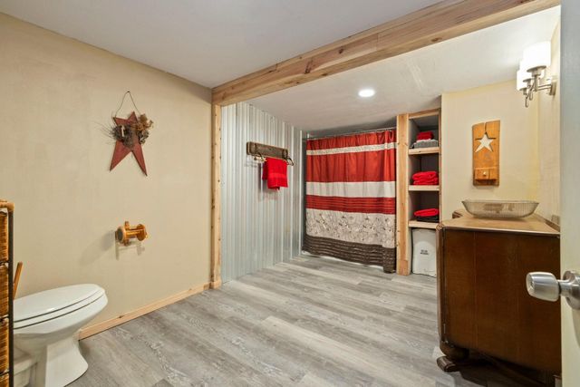 50 County Road 2122 A, Cleveland, TX 77327