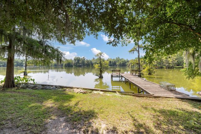 50 County Road 2122 A, Cleveland, TX 77327