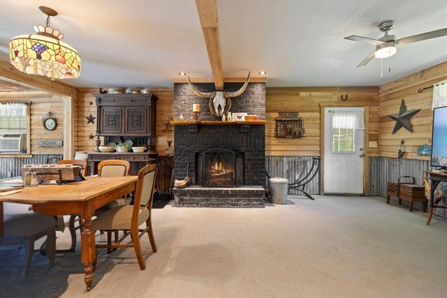 50 County Road 2122 A, Cleveland, TX 77327