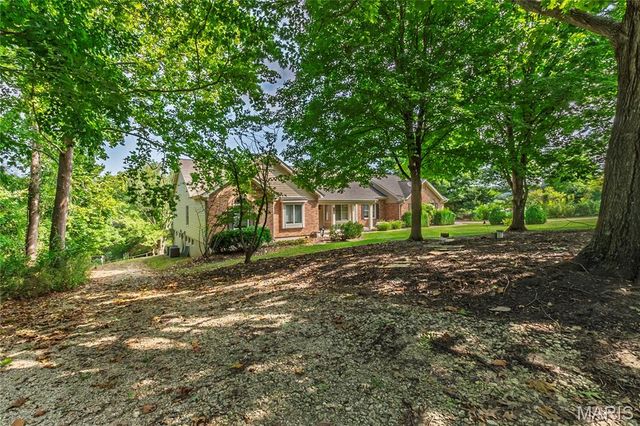 17507 Summit View Place Cove, Glencoe, MO 63038