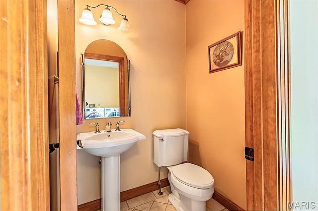 17507 Summit View Place Cove, Glencoe, MO 63038