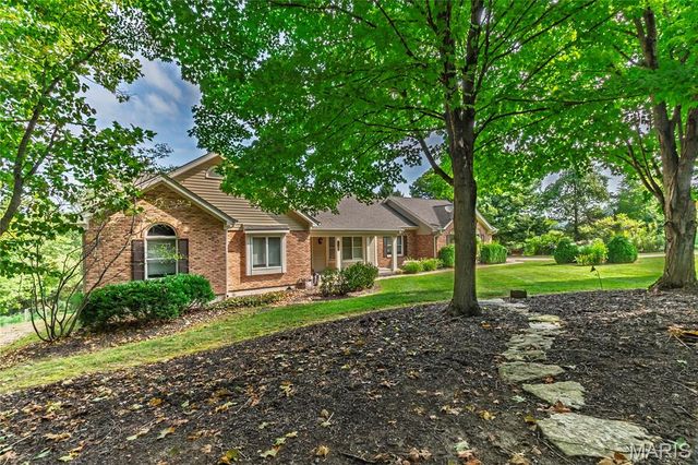17507 Summit View Place Cove, Glencoe, MO 63038