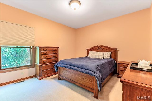 17507 Summit View Place Cove, Glencoe, MO 63038