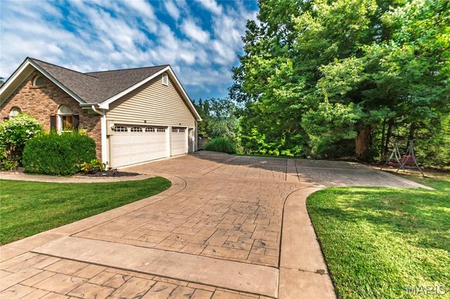 17507 Summit View Place Cove, Glencoe, MO 63038