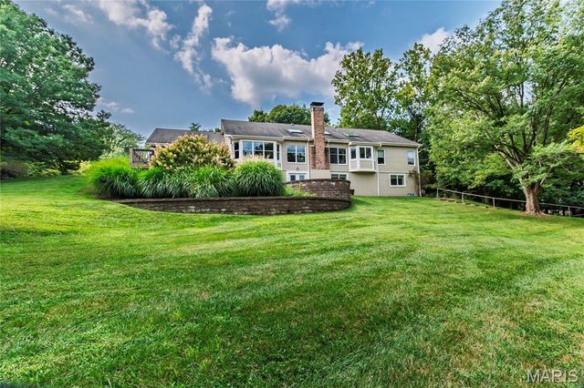 17507 Summit View Place Cove, Glencoe, MO 63038