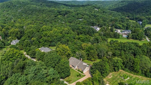 17507 Summit View Place Cove, Glencoe, MO 63038