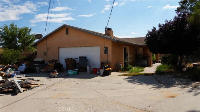 16725 Mission Street, Hesperia, CA 92345