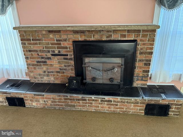 712 BILLINGS AVE, Paulsboro, NJ 08066