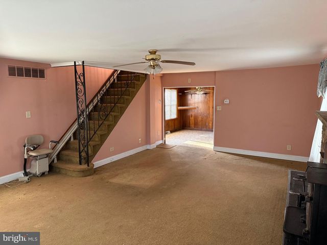 712 BILLINGS AVE, Paulsboro, NJ 08066