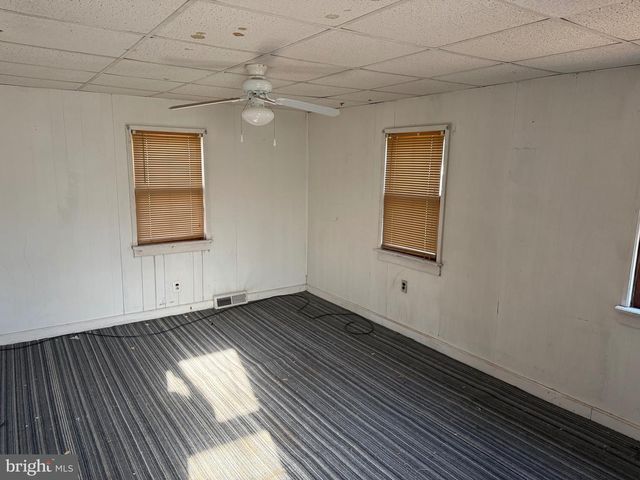 712 BILLINGS AVE, Paulsboro, NJ 08066