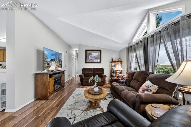 4024 Gray Fox Heights, Colorado Springs, CO 80922