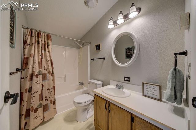 4024 Gray Fox Heights, Colorado Springs, CO 80922
