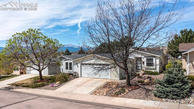 4024 Gray Fox Heights, Colorado Springs, CO 80922