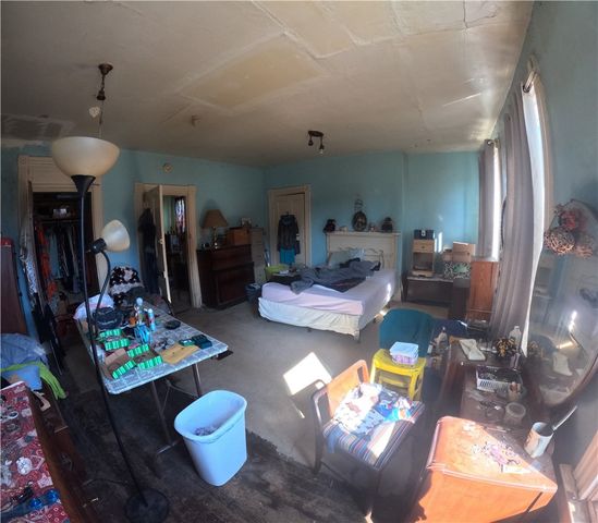2345 Atmore St, Marshall Shadeland, PA 15212