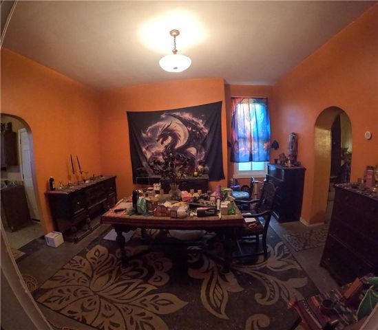 2345 Atmore St, Marshall Shadeland, PA 15212