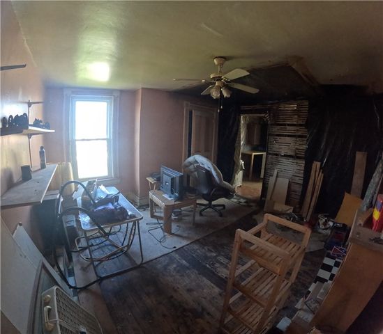 2345 Atmore St, Marshall Shadeland, PA 15212