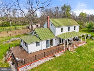 420 RUSSELL RD, Berryville, VA 22611